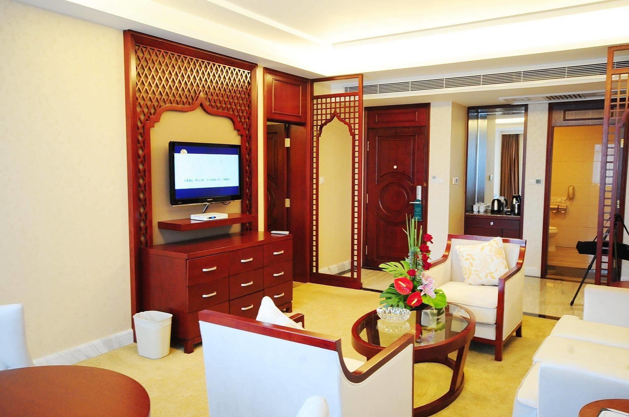 St. Tropez Hotel Changsha Exterior photo