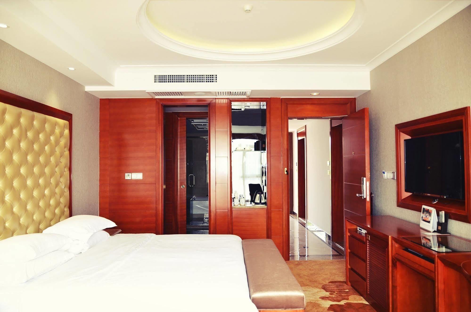 St. Tropez Hotel Changsha Exterior photo