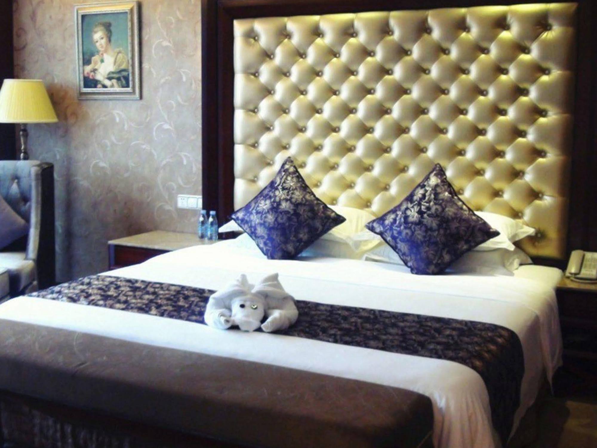St. Tropez Hotel Changsha Exterior photo